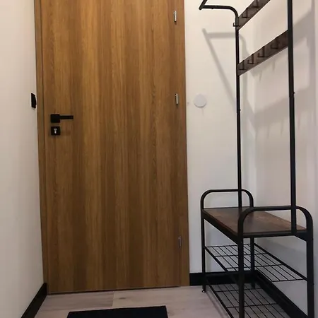 אכסניה Goscinne Maestro Aleja Krakowska 84